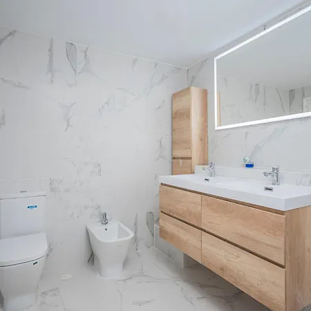 Apartment Rambla Mendez Nunez