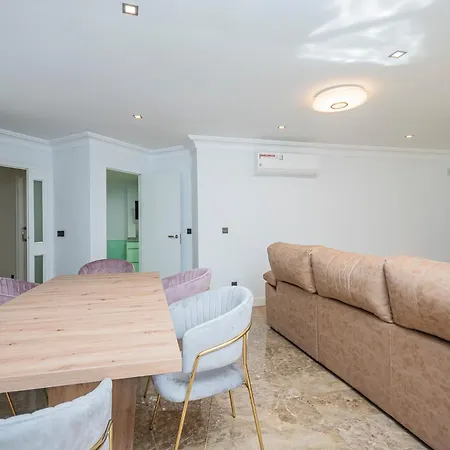 Apartment Rambla Mendez Nunez *