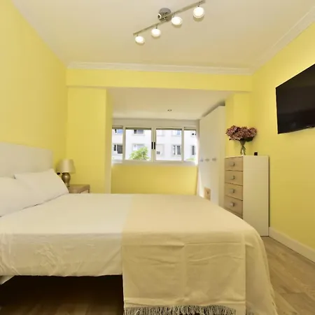 Rambla Mendez Nunez Apartment