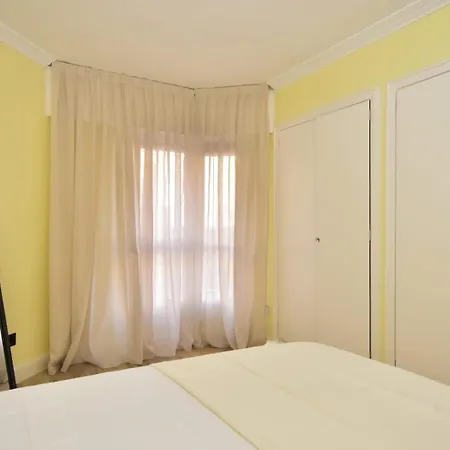 Apartment Rambla Mendez Nunez